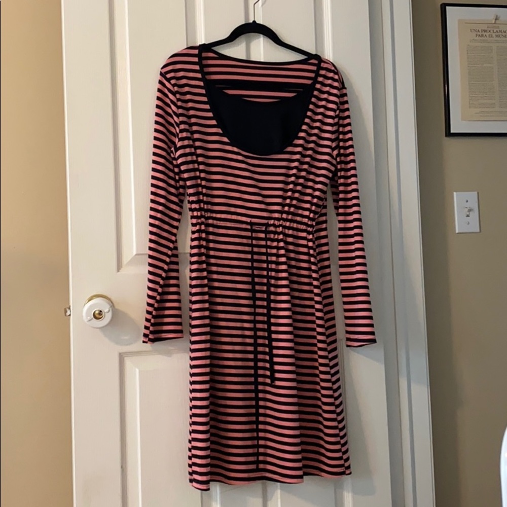Nursing breastfeeding long sleeve dress